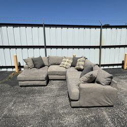 FREE DELIVERY - Gray 4 Piece Sectional 