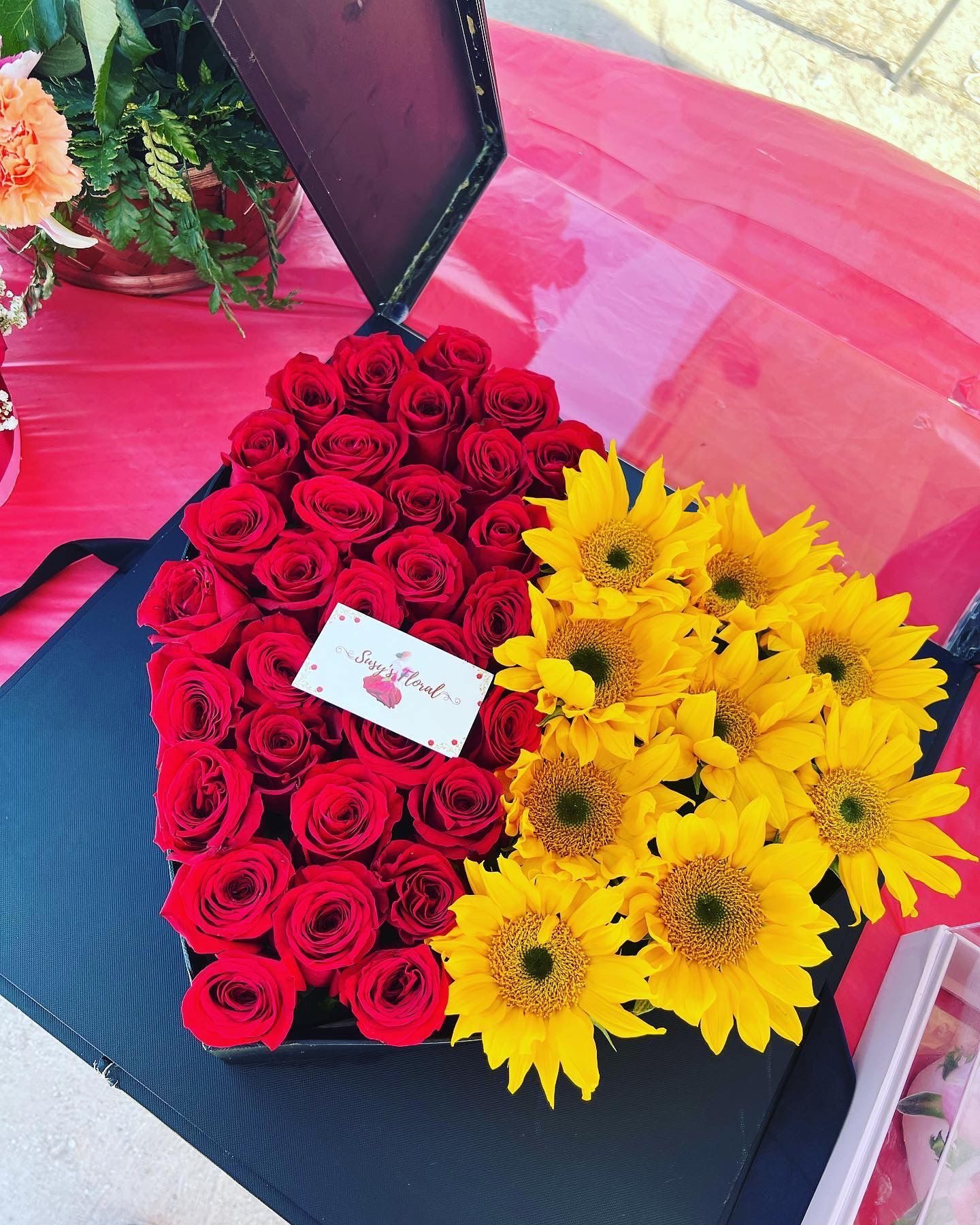 Best value for high quality Mothers Day Rose Bouquets/ Dia De Las Madres  Rosas Buchones Special for Sale in Houston, TX - OfferUp, papel para ramos  de flores buchones lv 