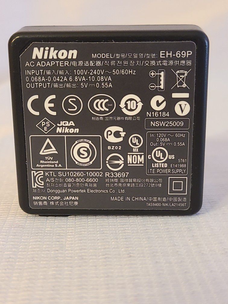 NIKON Coolpix Camera EH-69P Charging Block AC Wall Adapter