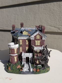 KEHOE HOUSE "America's Most Haunted" Authentic Hawthorne Halloween Village