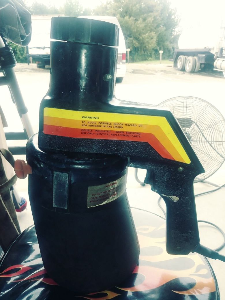 Vintage 1980 Graco Paintmaster Paint Sprayer Gun