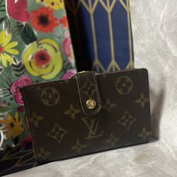 Louis Vuitton Wallet 100% Authentic Wallet Only No Box