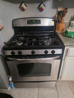 Gas stove