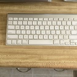 Apple desktop keyboard