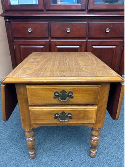 Ethan Allen Solid Wood Drop-Leaf End Table with 2 Drawers