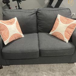 Coach/Loveseat 