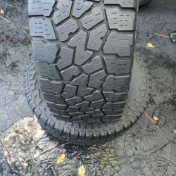 Used Tires 285/70/17