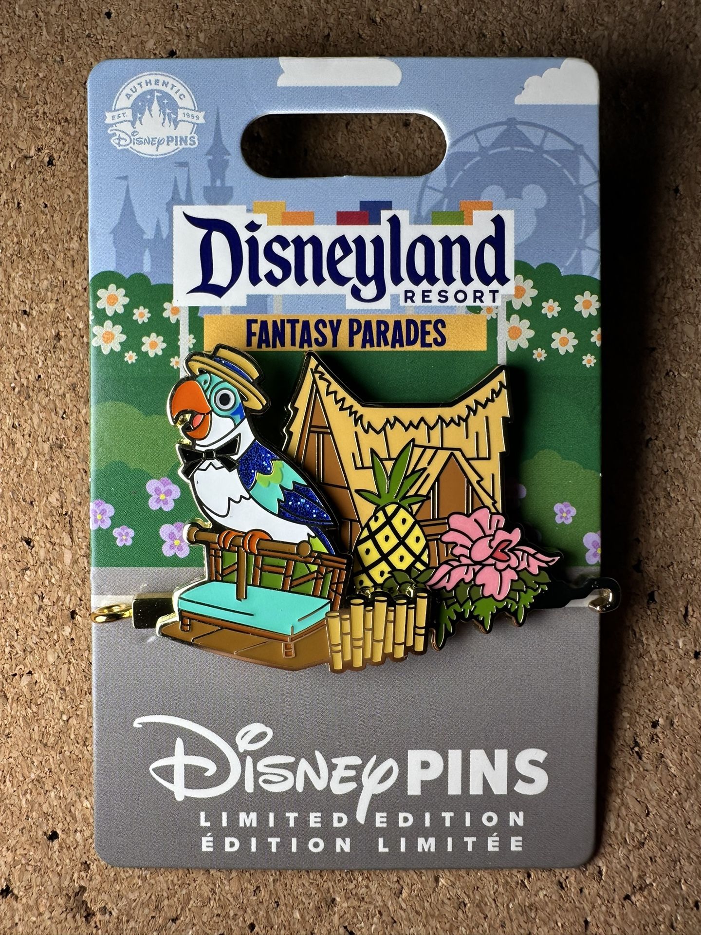 Disney Disneyland Fantasy Parades Float Series Tiki Room Barker Bird LE 2500 Pin