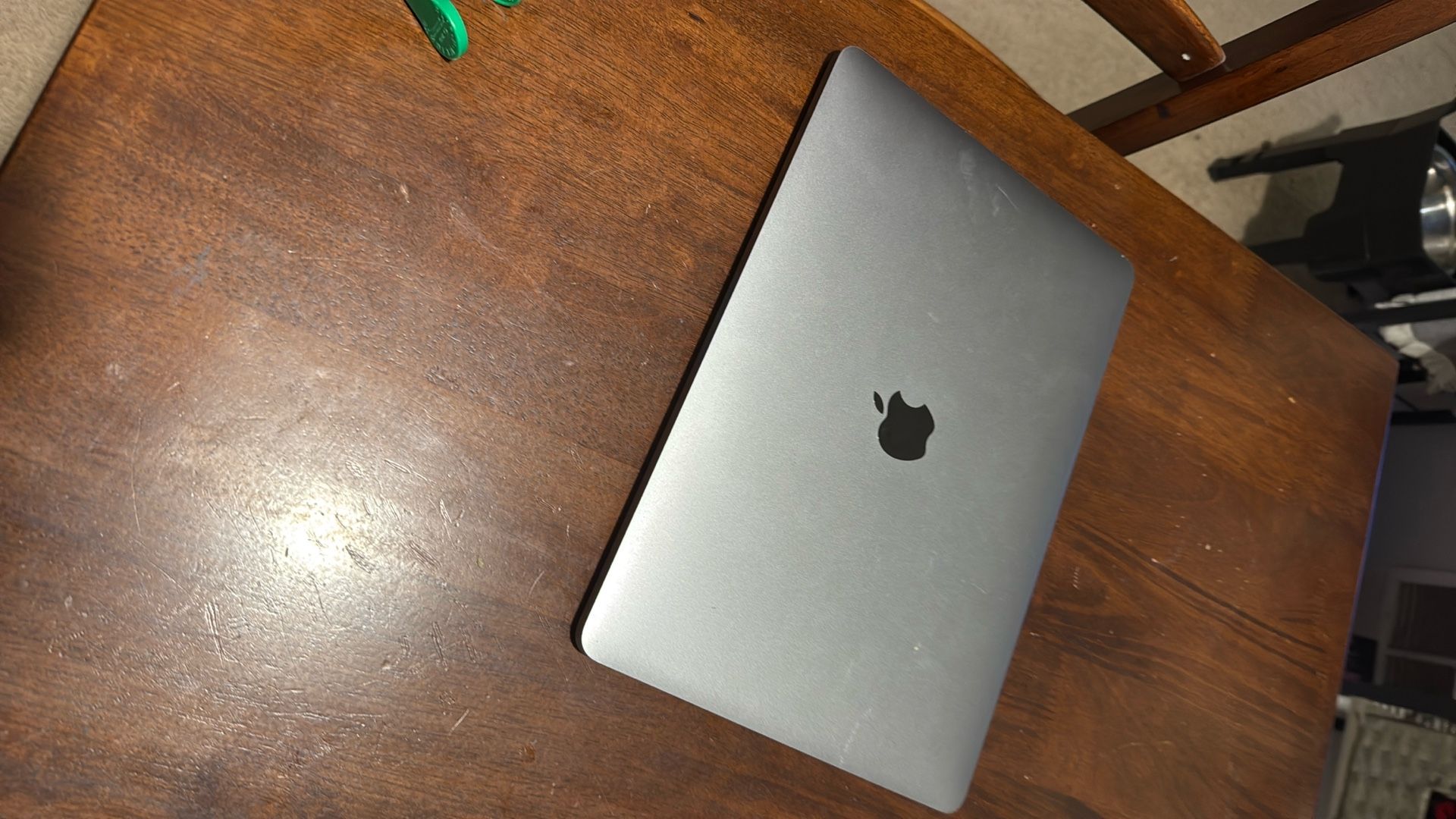 MacBook Pro M2
