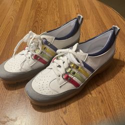 Womans Golf  Shoes- Size 5 1/2