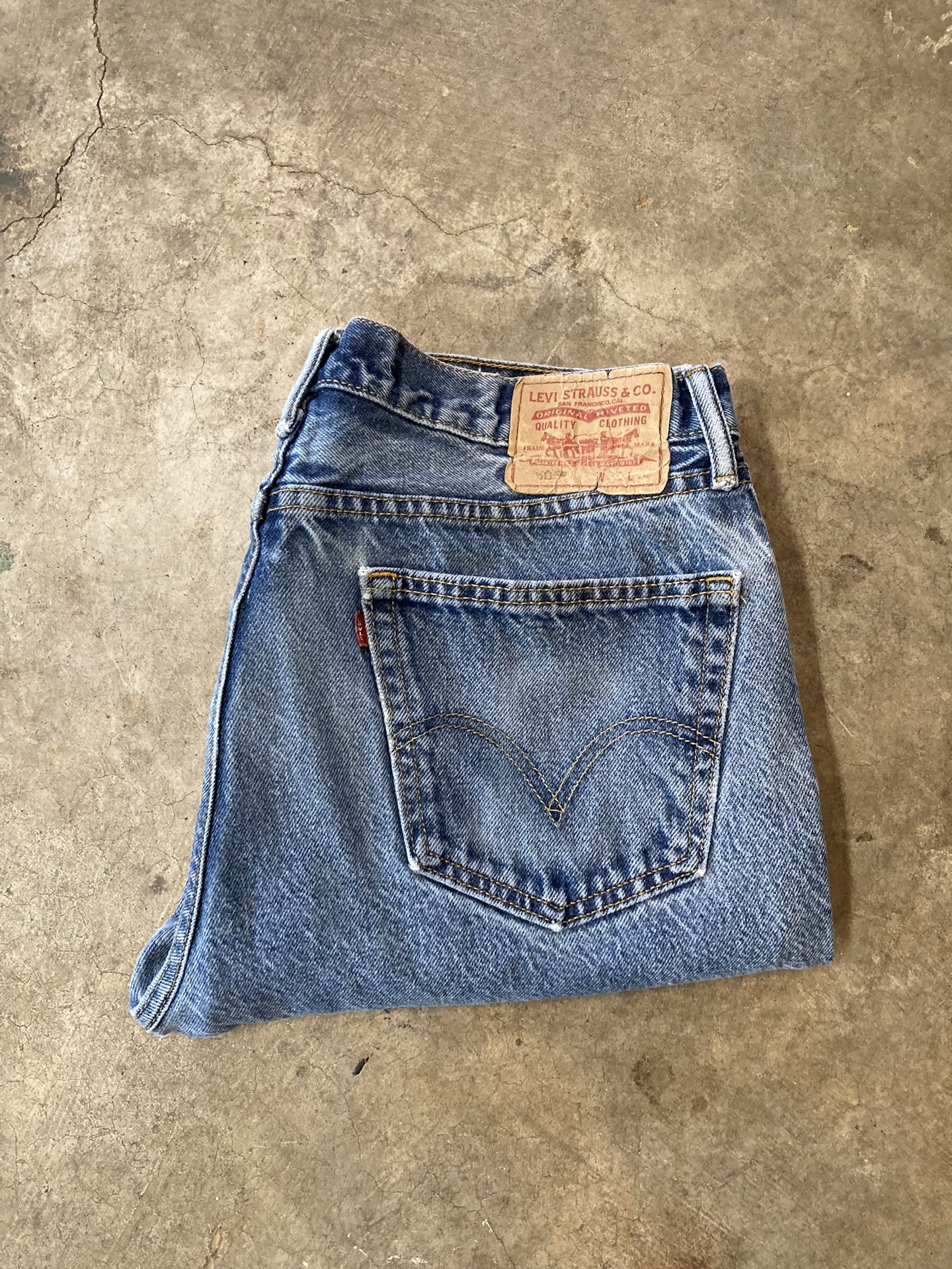 Y2K Levi's 505 Straight Fit Jeans Size 36x32