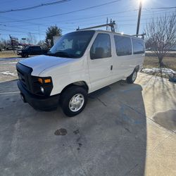 2014 Ford E-350