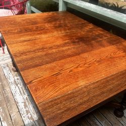Table & Chairs