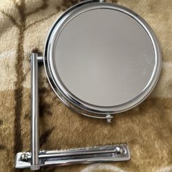 Jerdon J3030 9-Inch Two-Sided Swivel Wall Mount Mirror Like new