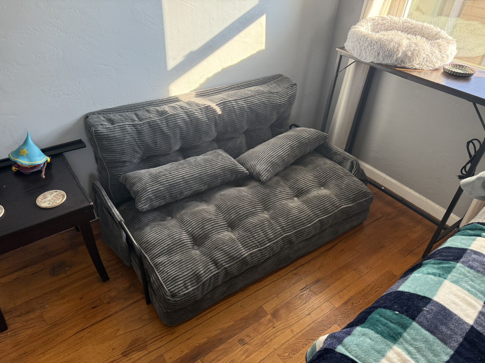 📣 FOR SALE: Adjustable Floor Sofa Couch – Dark Grey (Double Size)