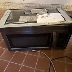 LG Microwave