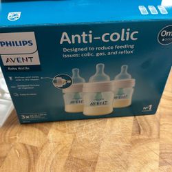 Philips Avent Bottles ( New)