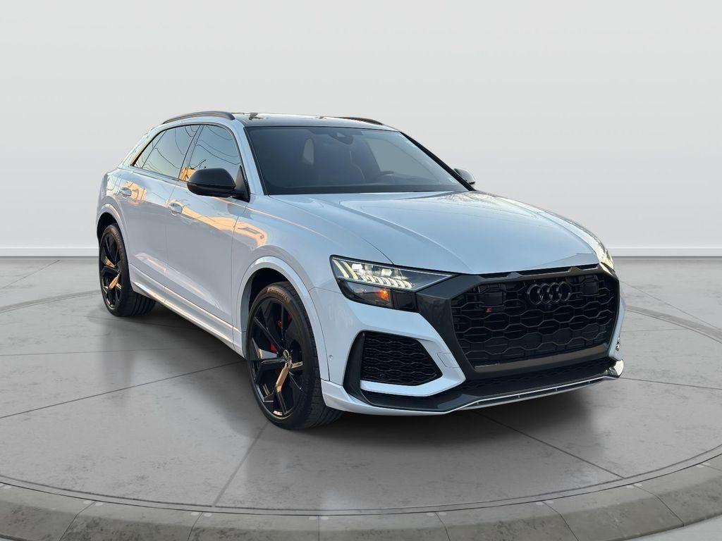 2024 Audi RS Q8
