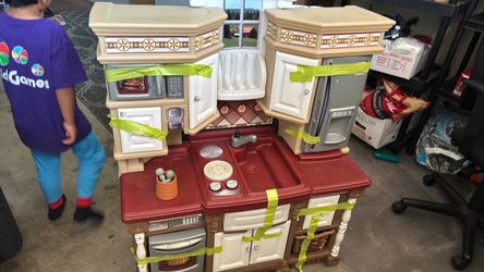 Kids Play kitchen