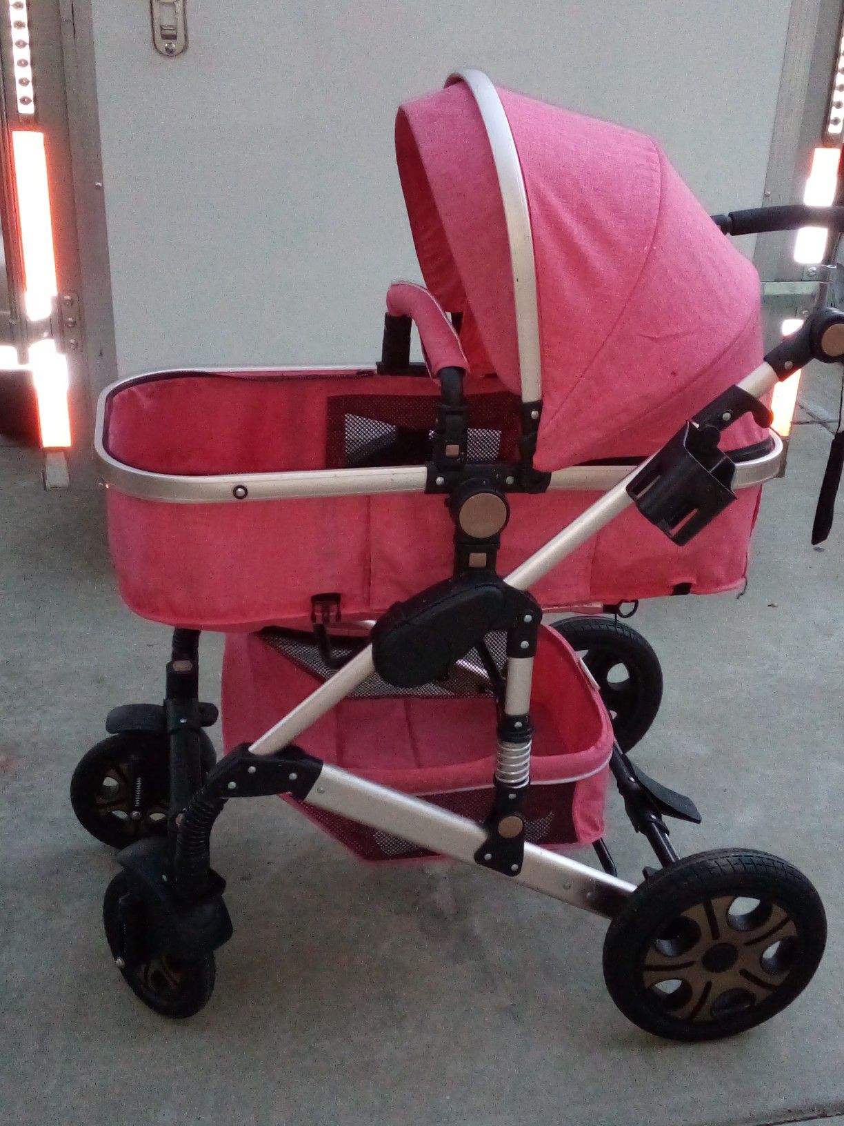 Stroller , with car seat and crib.