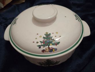 100 plus NIKKO CHRISTMAS TIME DISHES