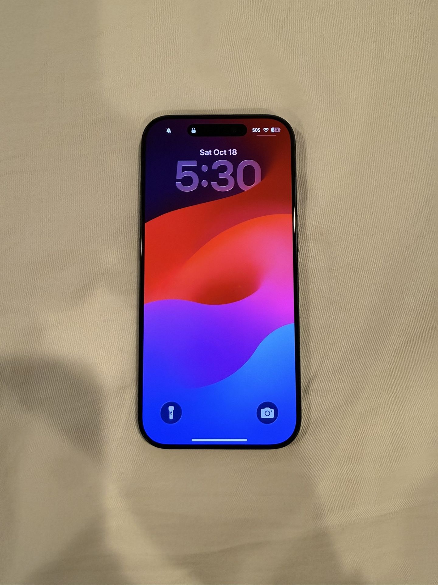 READ - 1TB iPhone 16 Pro - Like New Condition - AppleCare+