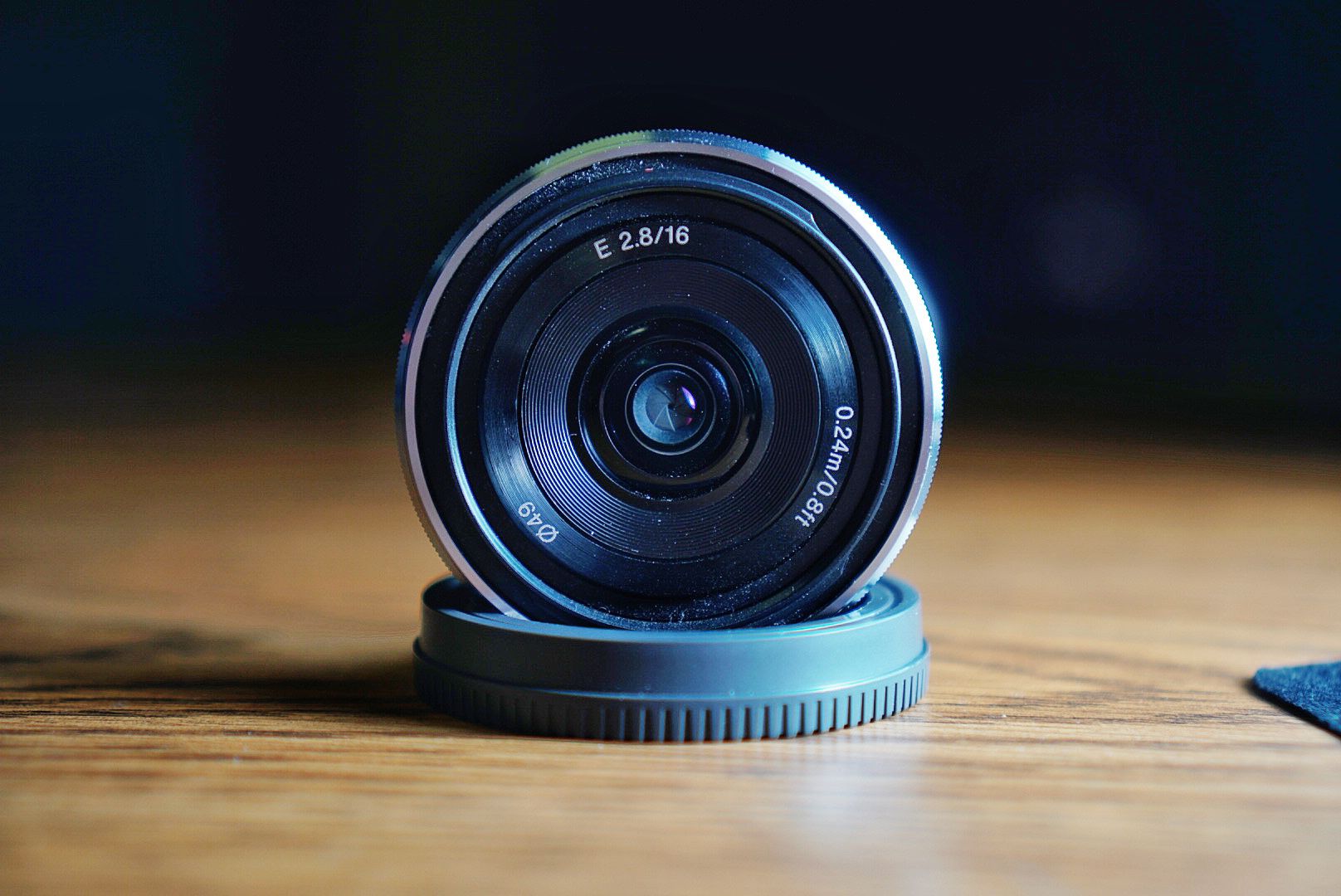 Sony 16mm f2.8 e-mount sel16f28 lens