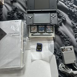 🎮 Nintendo DSi – Complete in Box (Original Packaging) + Games