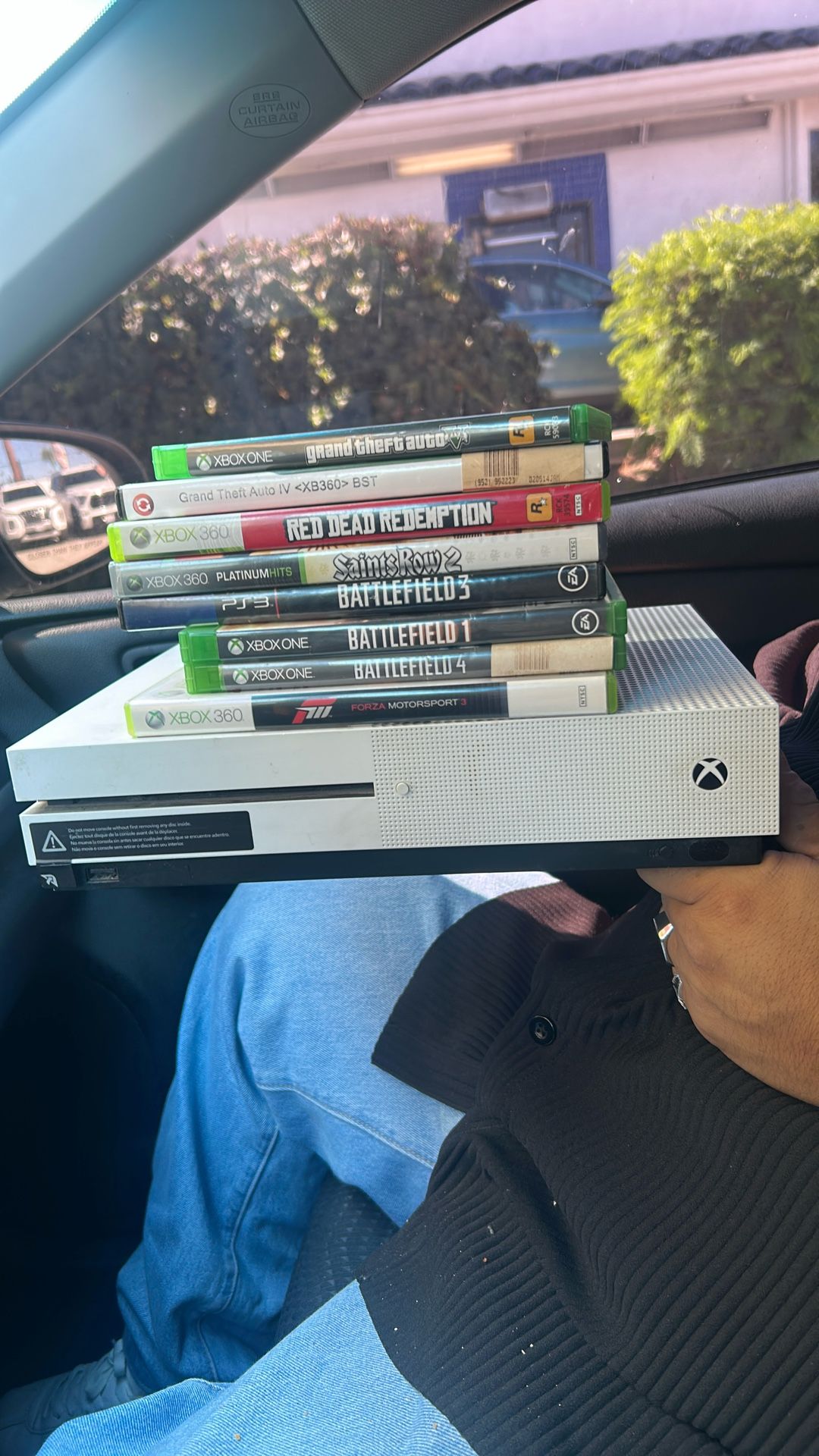 Xbox One S 