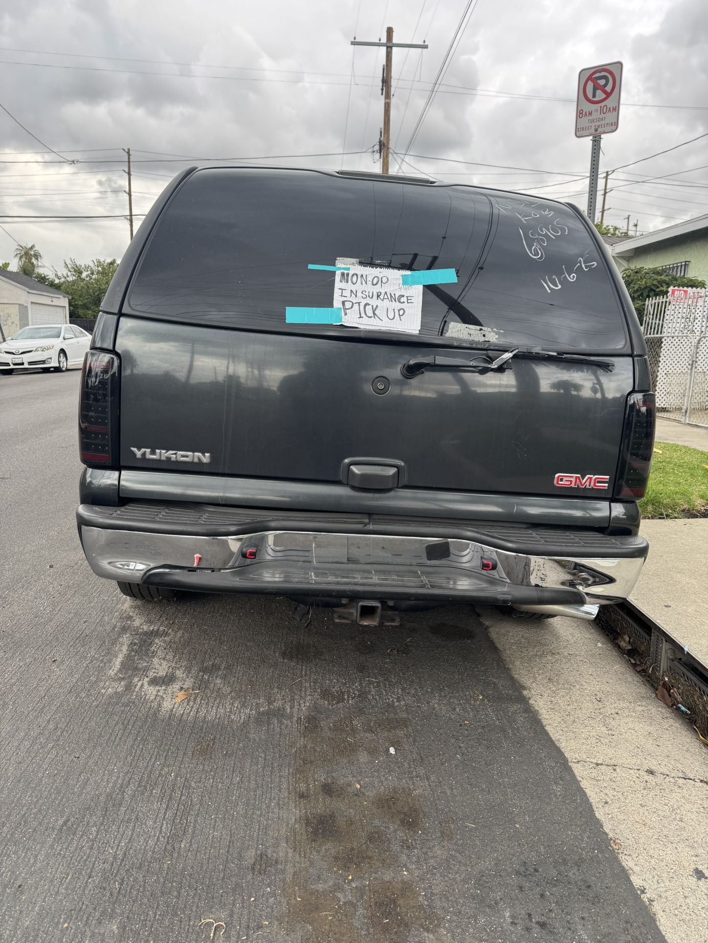 2005 GMC Yukon Part Out