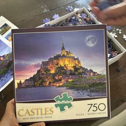Free Jigsaw Puzzle - Missing 4 Pieces