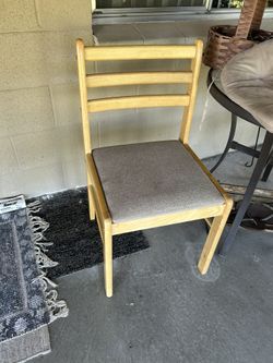chairs 