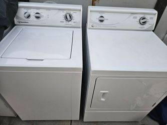 Set of Speed Queen washer n gas dryer