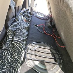 JL Audio 13TW5 