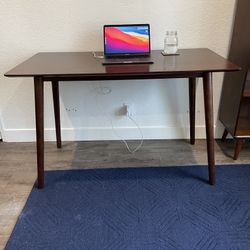 Mid Century Desk In Walnut 
