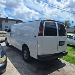 2011 Chevrolet Express