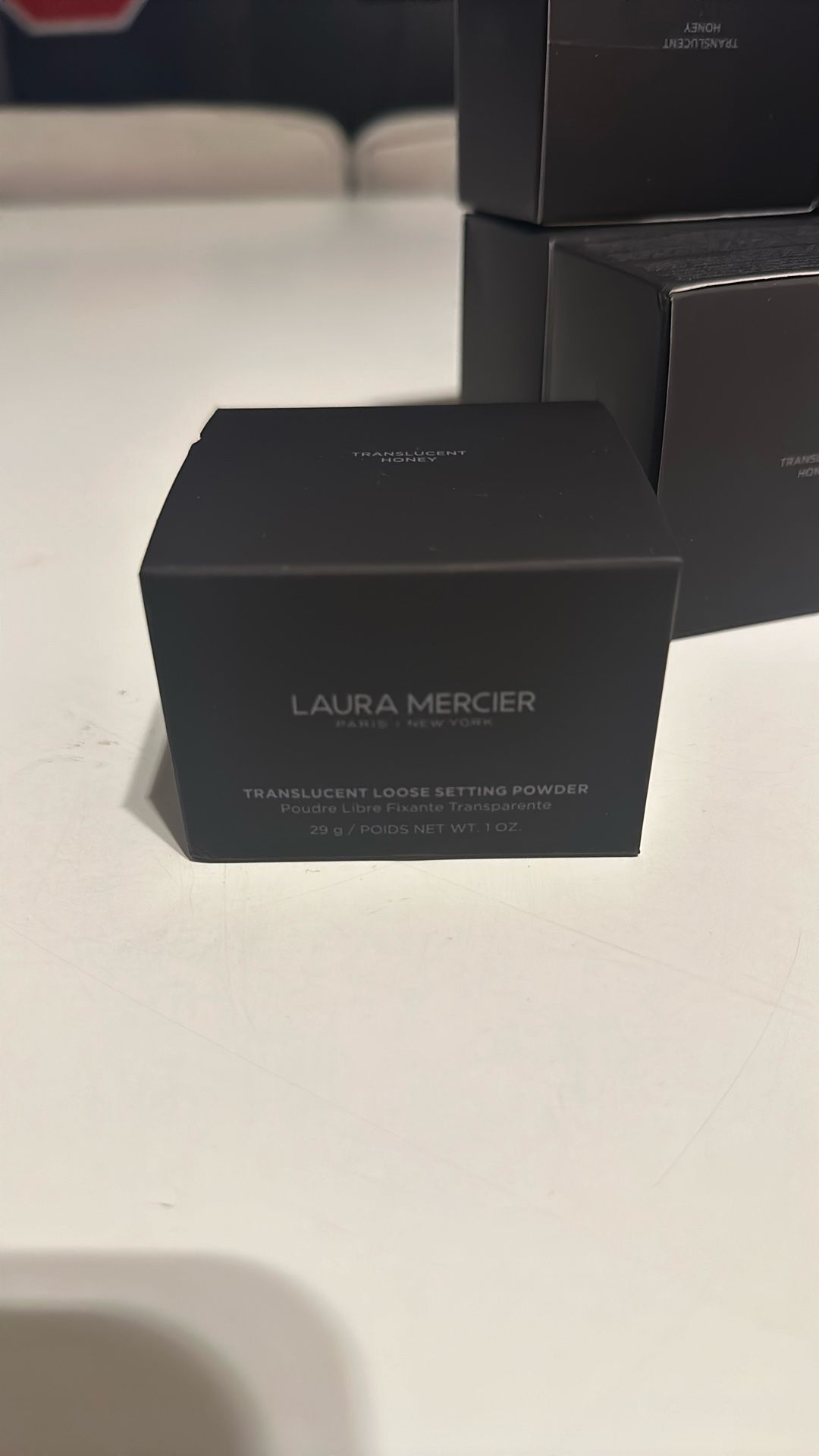Laura Mercier Translucent Loose Setting Powder Translucent Honey 1 oz