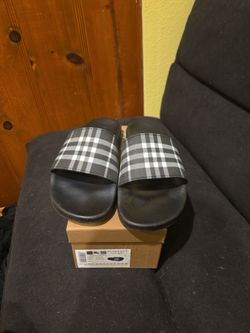Burberry slides
