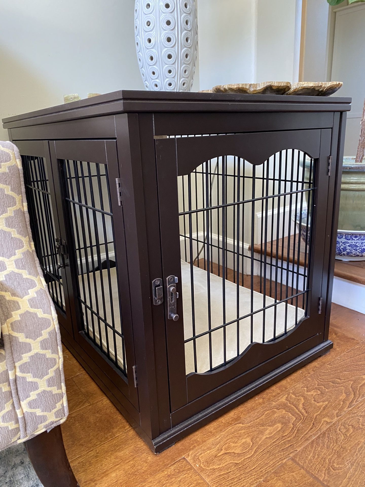 Elegant Dog Kennel/Dog Crate for Sale in Phoenix, AZ - OfferUp