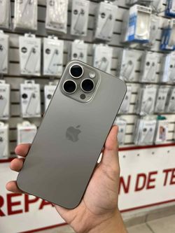 iPhone 16 Pro Max 256GB UNLOCKED 