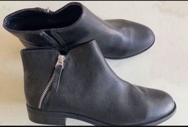 New Women’s Shoes, Size 9.5