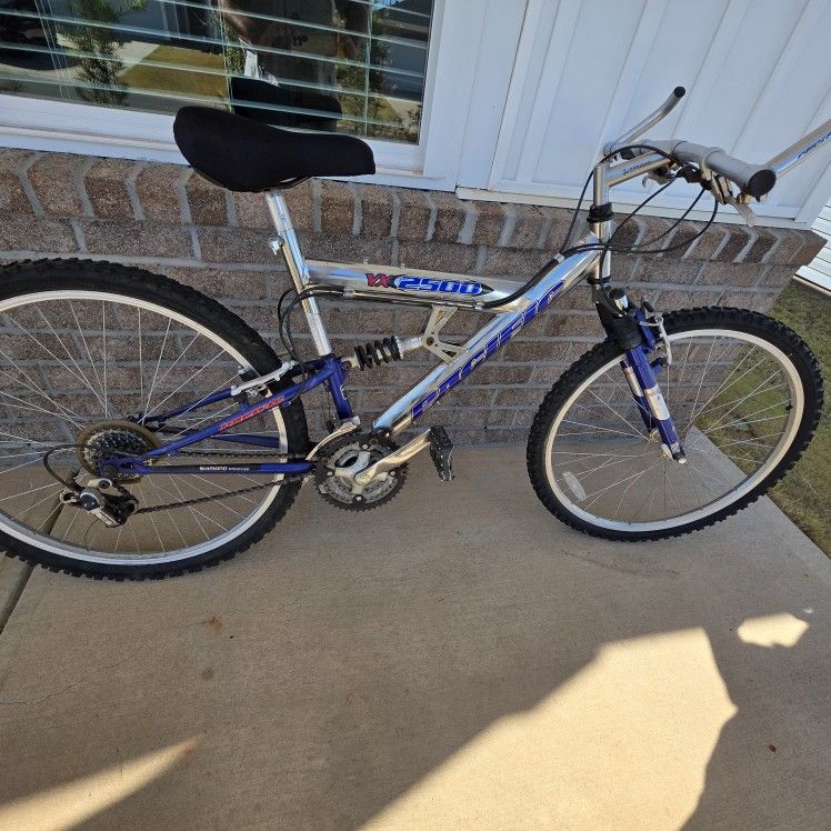 $65 or best offer!!!! Mountain bike Pacific YX2500 full suspension 26" bicycle in good conditions!!