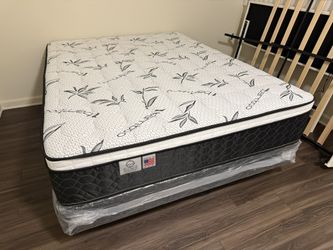 Queen Pillow Top!