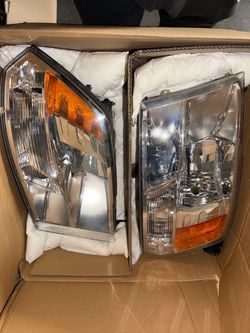 2018 ram 1500 OEM headlights