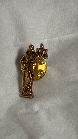 Vintage Lady justice  Tone Lapel Pin Detailed Woman Female