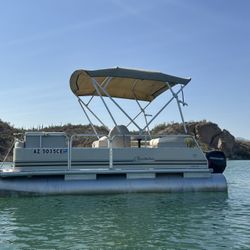 Pontoon Boat