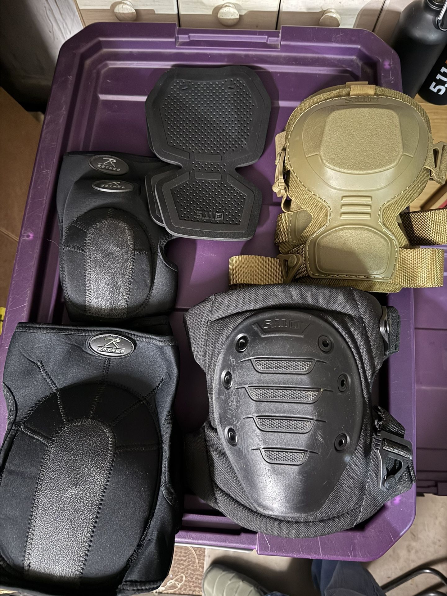 5.11 Knee Pads New