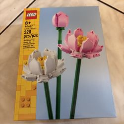 LEGO Lotus Flowers building set