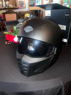 Harley Davidson motorcycle helmet (brand new)