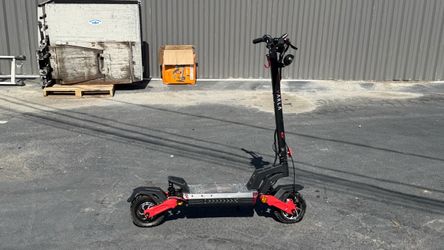 Varla eagle v2.0 dual motor 55 mph top speed